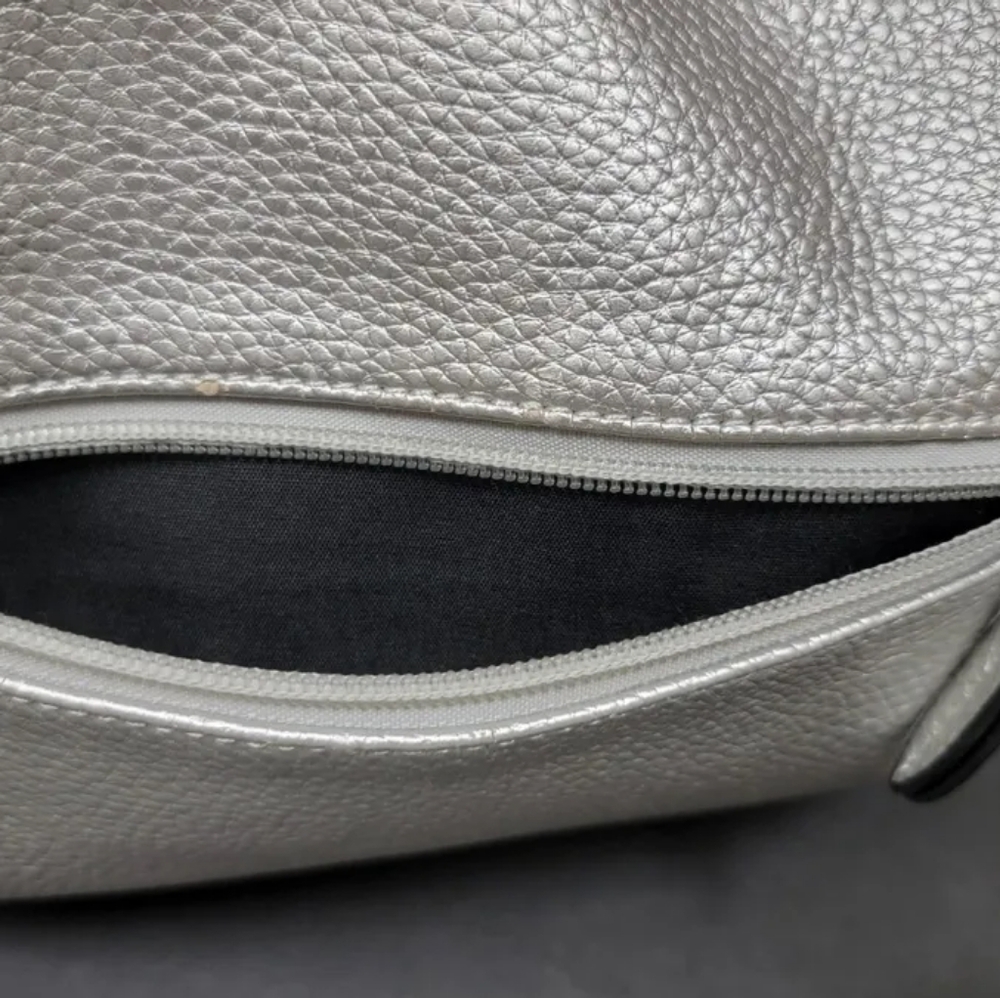 (LIKE NEW) Imoshion womens handbag - Picture 10 of 10
